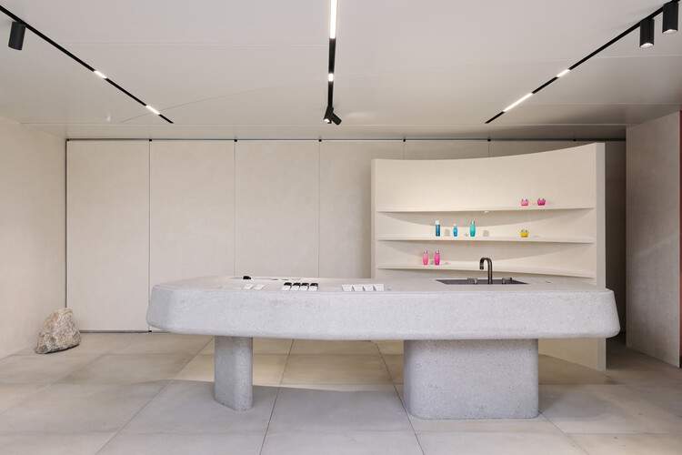 Milbon Showroom / Studio Prepro - Image 2 of 20