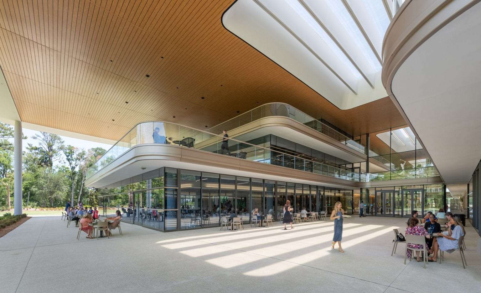 British studio Foster + Partners completes construction of PGA Tour headquarters