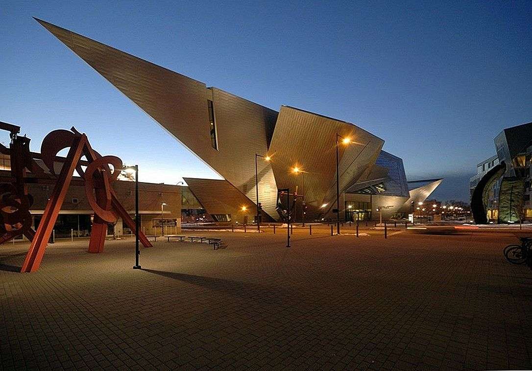 Modern architectural design methods for international museums