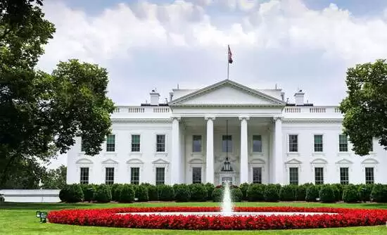 Different designs and ideas for the White House from the competition for the first American president for the headquarters of government