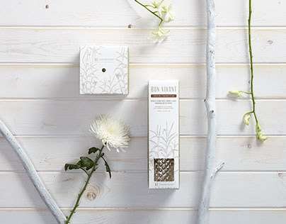 Raincoast Candle & Home Fragrance Packaging Design