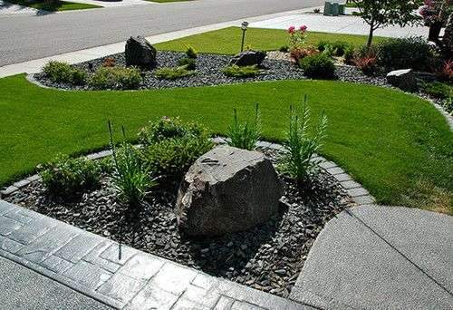 Easily groom and polish a backyard or front yard landscape by utilizing borders. Cheap…