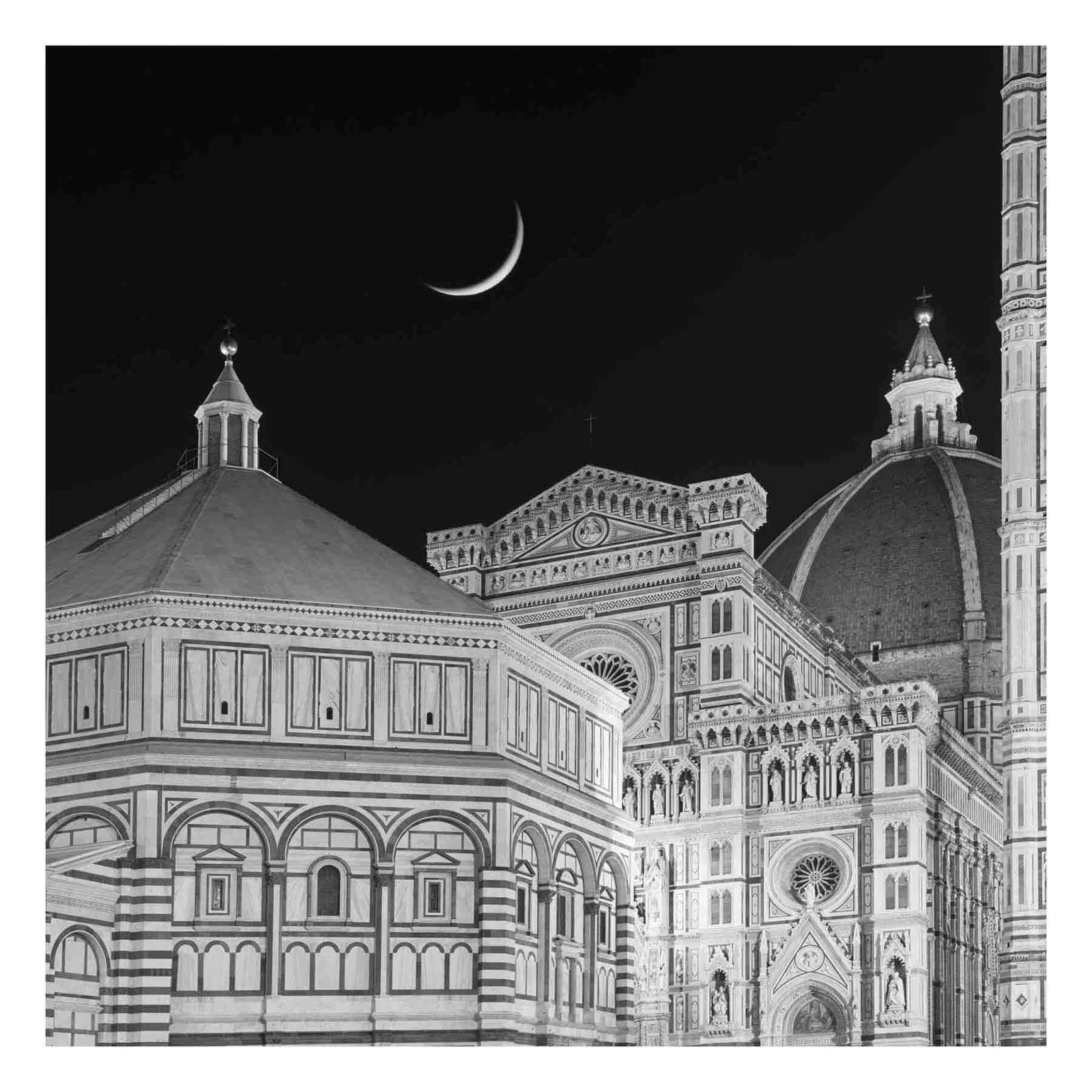 Night at the Duomo | Travel Landscape Photography – 40×40 / Fine Art Paper (Rolled)