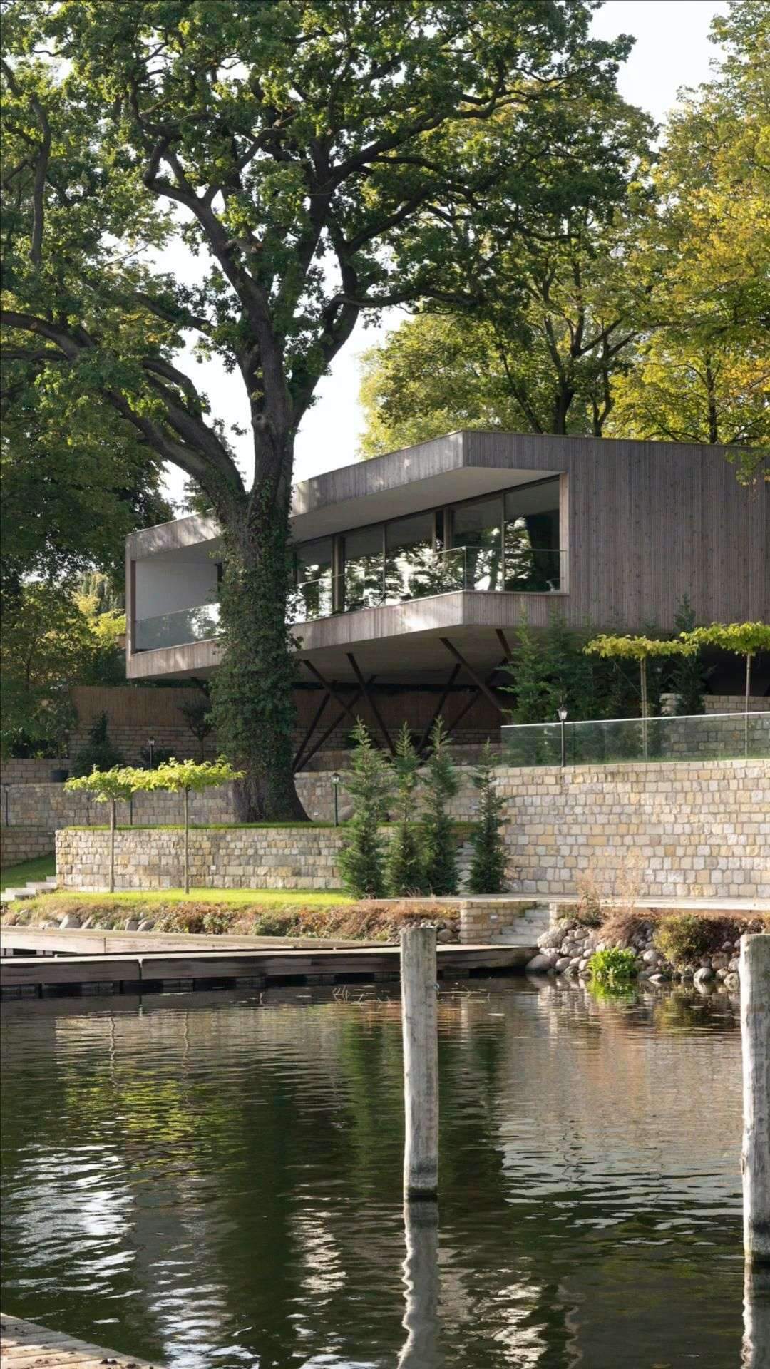 Carlos Zwick Architekten BDA completes House by the Lake in Potsdam, Germany