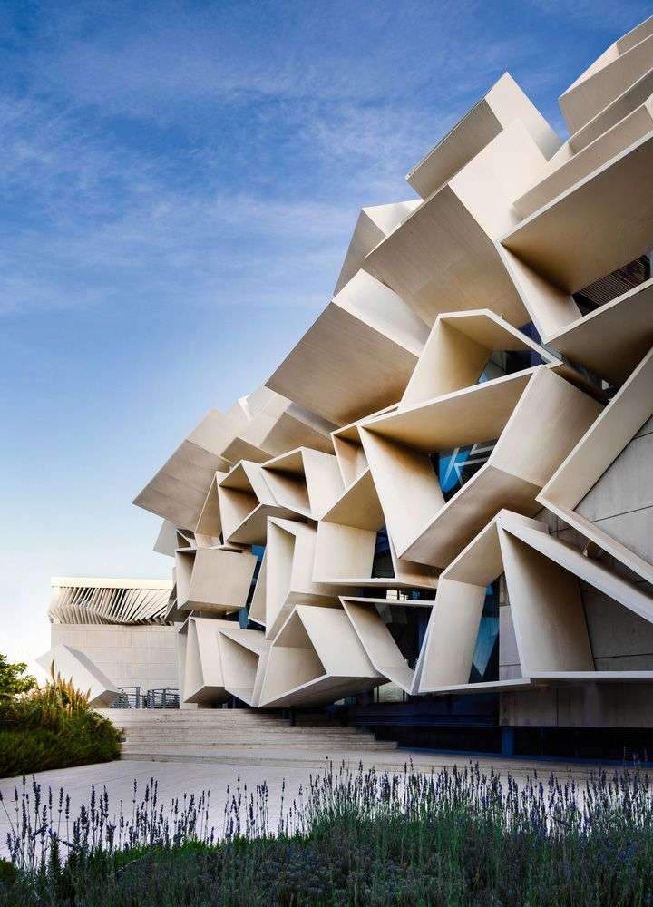 Mehrdad Iravanian Architects Designed Greenland Complex in Iran