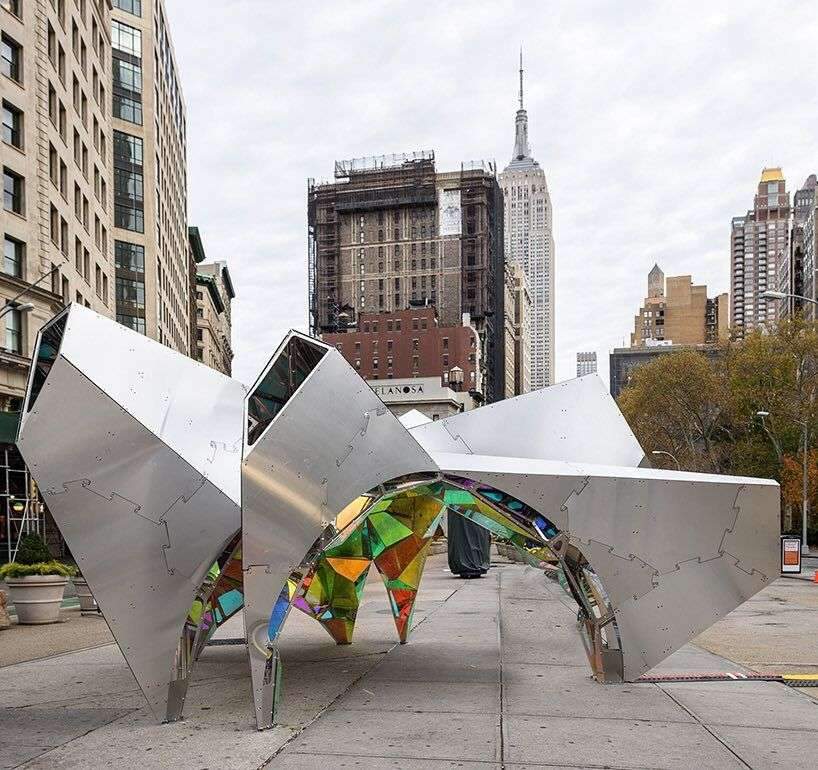 (Snapchat: #paarchitecture ) NOVA pavilion by Softlab reflects kaleidoscopic views of new york’s flatiron…