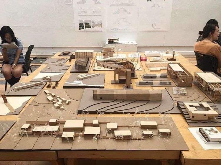 (Snapchat: #paarchitecture ) @ricearch Gordon Wittenberg and Amelia Hazinski’s sophomore studio review. For the…