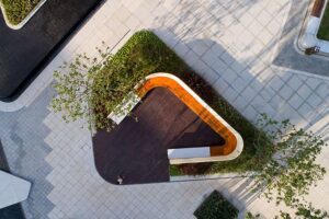 Xi’an, as an ancient capital, is full of historical culture. Local forms and materials…