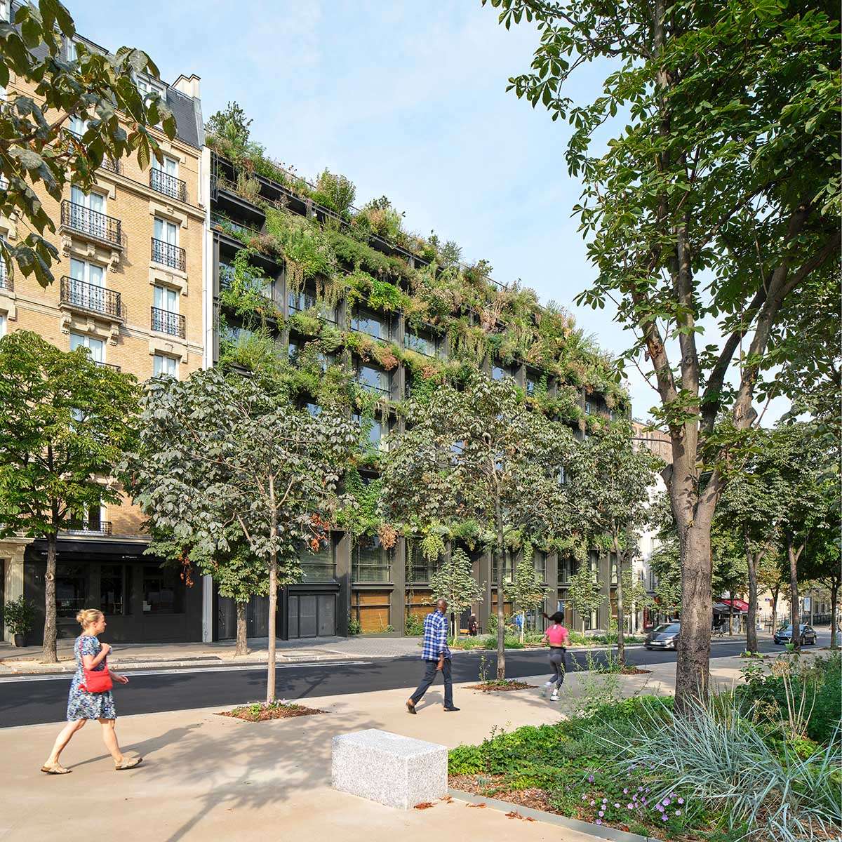Design of a hotel covered with plants in Paris