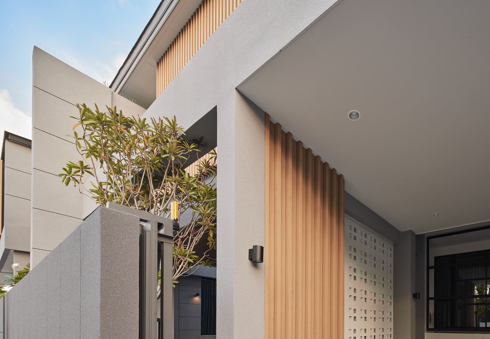 © S + S Architects