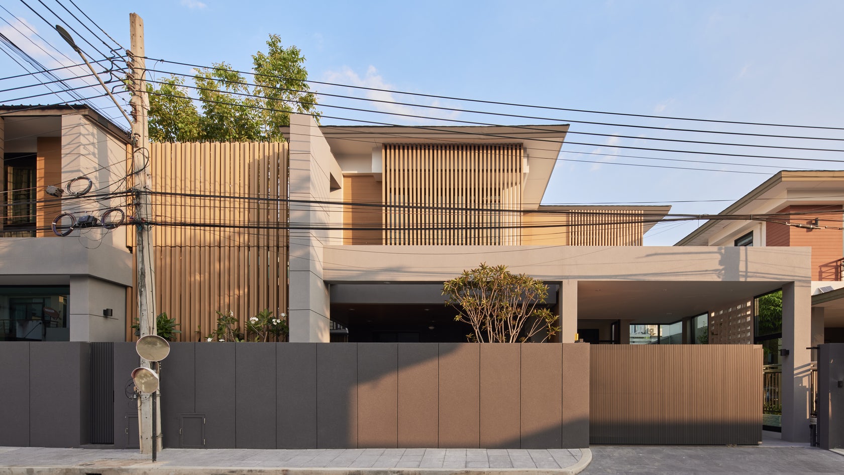 © S + S Architects