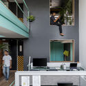 استوديو المهندس المعماري / Manoj Patel Design Studio - التصوير الداخلي ، المطبخ ، الطاولة ، السلالم