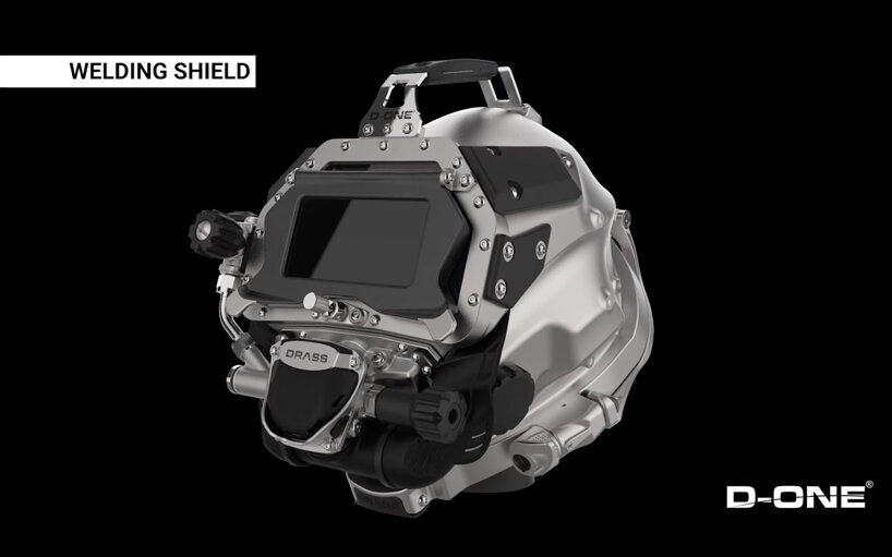 DRASS's utilitarian D-ONE diving helmet is designed for better comfort and safety