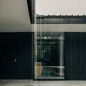 Rain Curtain House / Room11 Architects - Interior Photography, Concrete