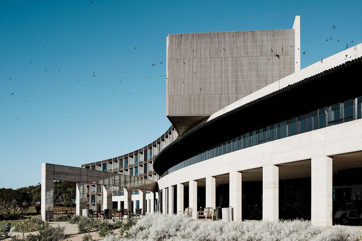 Design of a luxurious sweeping arch resort in Australia