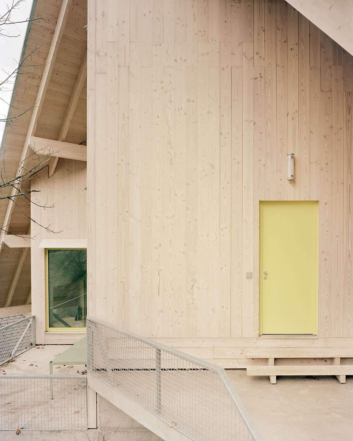 Design of a holiday wooden house on a hill slope in Germany