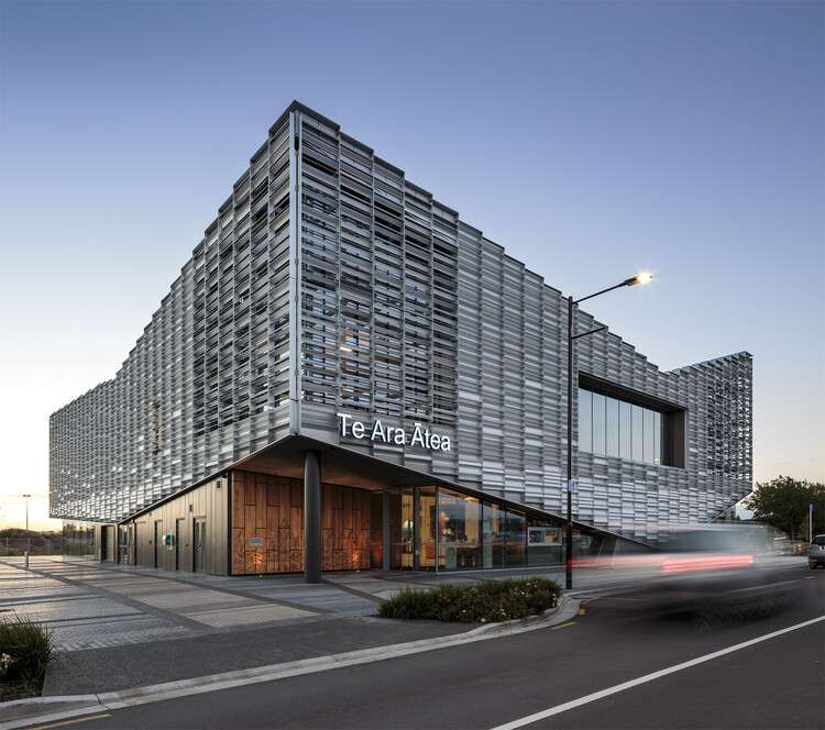 مكتبة Te Ara Ātea ومركز المجتمع / Warren & Mahoney - التصوير الخارجي ، الواجهة