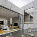 منزل متتالي / Tamara Wibowo Architects - التصوير الداخلي ، كونترتوب ، Windows