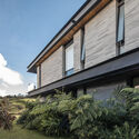 B33 House / Alejandro Restrepo Montoya + Estudio Central - التصوير الخارجي ، Windows