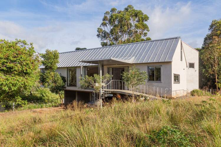 Wildgrass House in the Nilgiris  / Mathew and Ghosh Architects - Exterior Photography, Windows, Forest