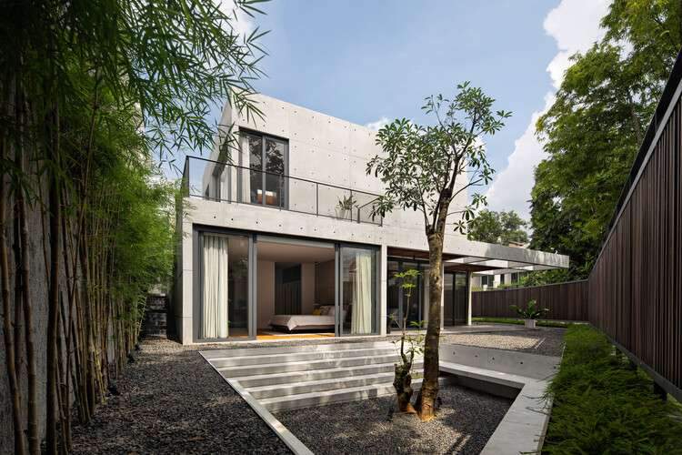 Cascading House / Tamara Wibowo Architects - التصوير الخارجي ، النوافذ ، الواجهة ، الفناء