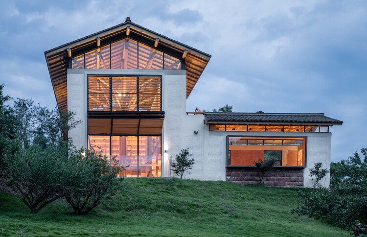 Village Acadmy / FMD - Exterior Photography, Windows, Facade