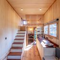 Adraga Tiny House / Madeiguincho - Interior Photography, Windows, Beam