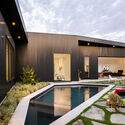 3-Edge Residence / FAR + DANG - Exterior Photography, Windows, Facade, Garden, Courtyard, Patio