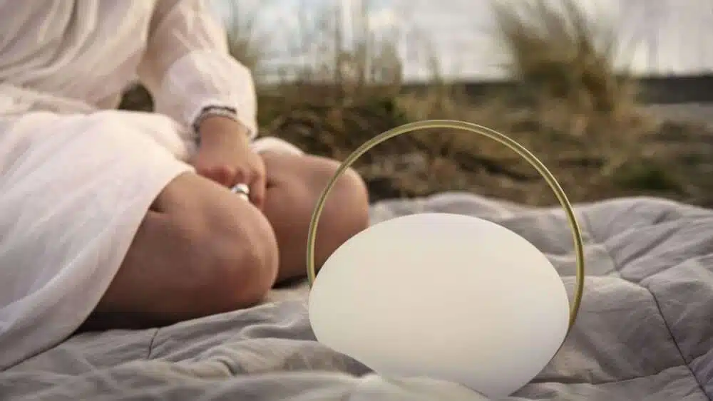 portable lamp مصباح محمول