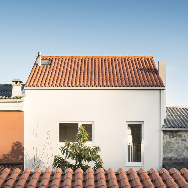 Laxe House / trespes.arquitectos - Exterior Photography, Windows, Wood, Facade