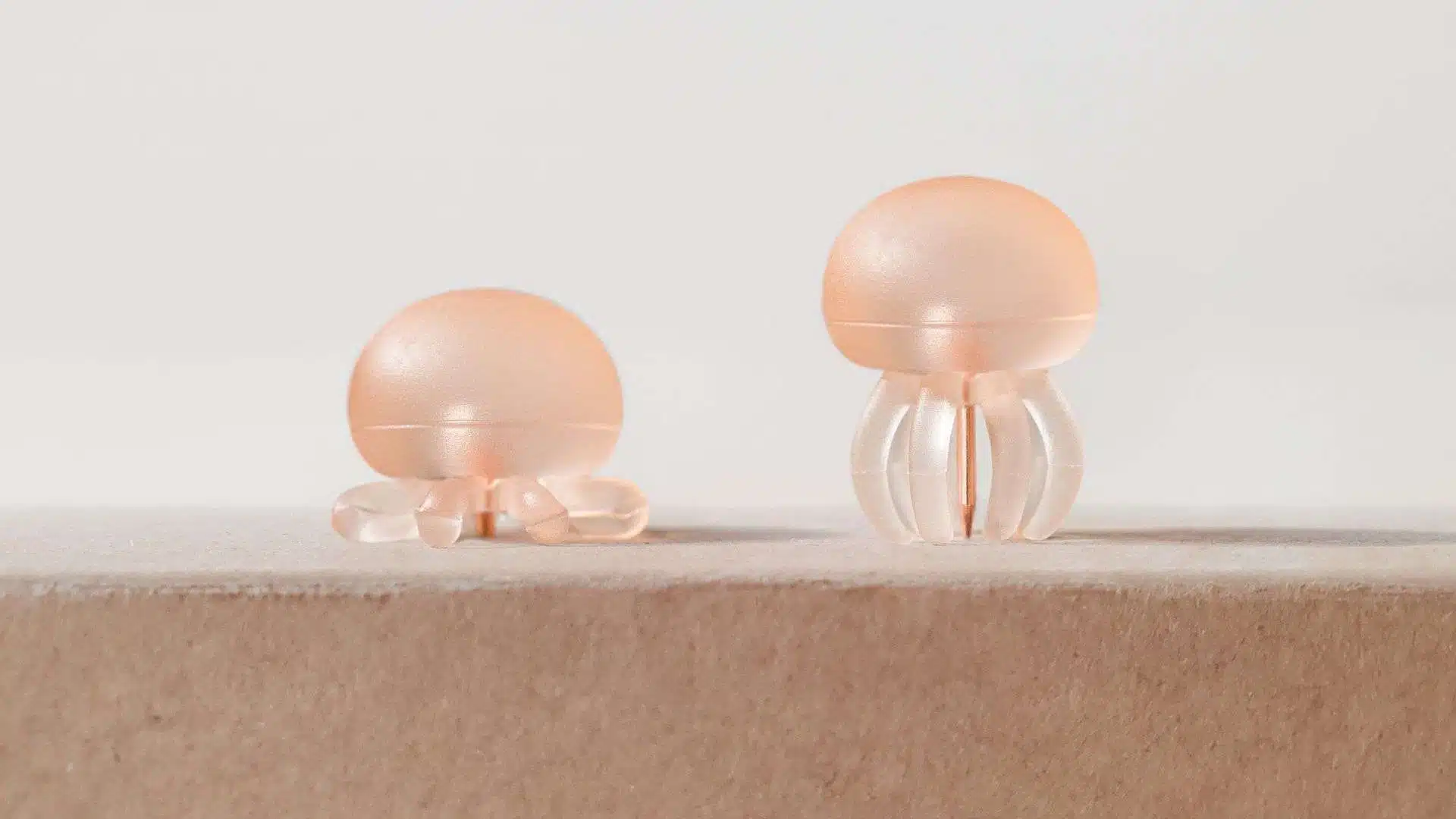 Jellyfish by Fabio Verdelli Milano is no ordinary pushpin