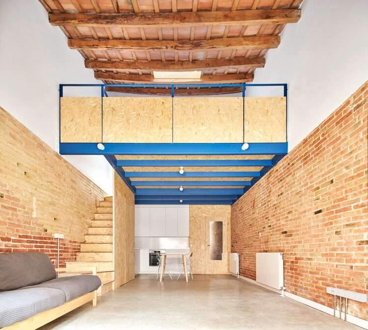 105JON Renovation of a House Between Dividing Walls / Vallribera Arquitectes