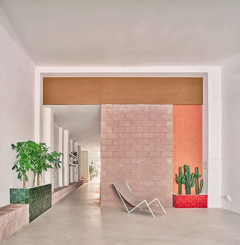 إعادة تحويل مستودع إلى مكتب متعدد الأغراض في برشلونة 1