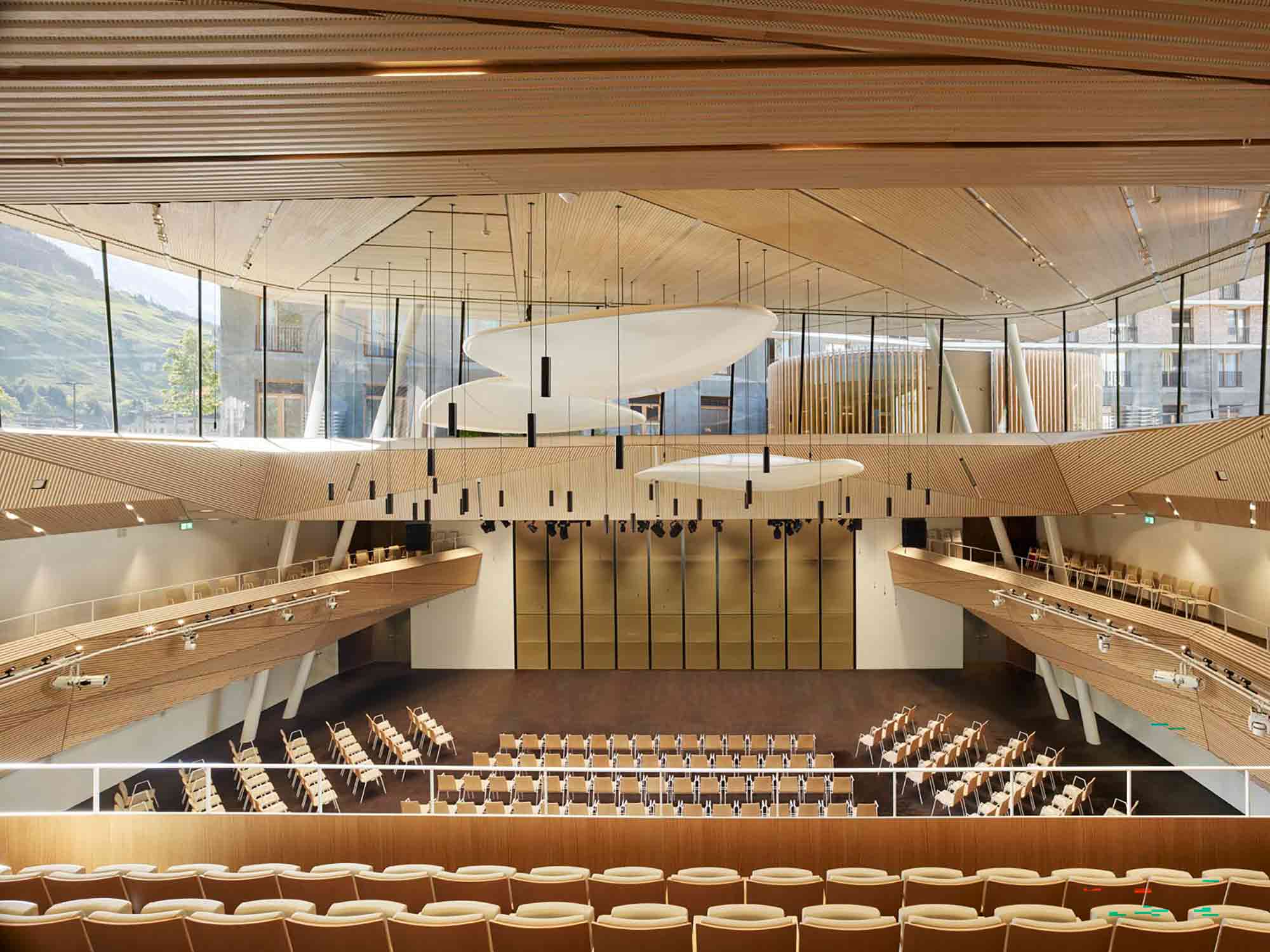 قاعة حفلات أندرمات من قبل Studio Seilern Architects