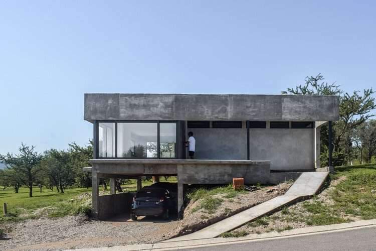 Techi House / ODA – Oficina de Arquitectos Lanzone – Gabarro