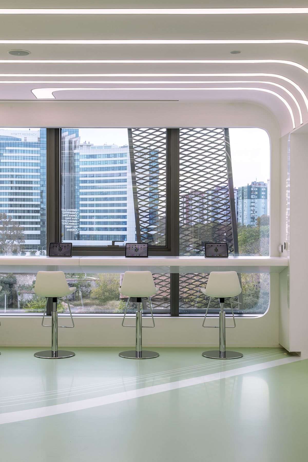 Designing a hair transplant clinic that combines technology with nature