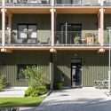 Notuddsparken Apartments / OKIDOKI - التصوير الخارجي ، الواجهة ، الدرابزين ، الشرفة ، الفناء