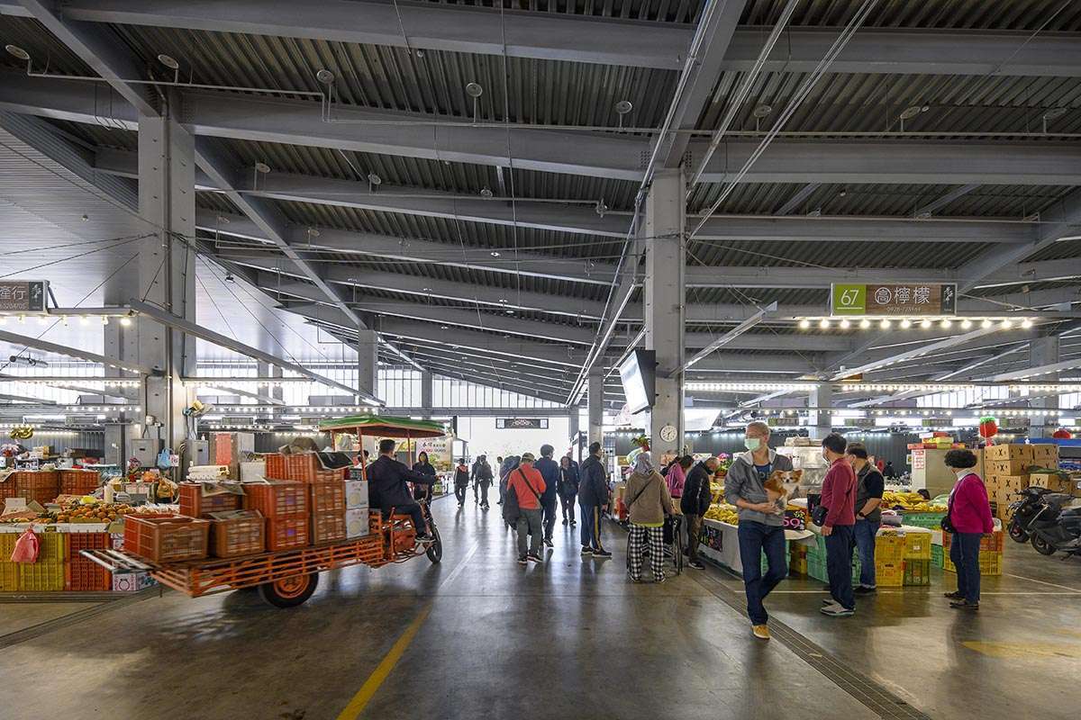 Complementing the Tainan Market with a landscaped roof