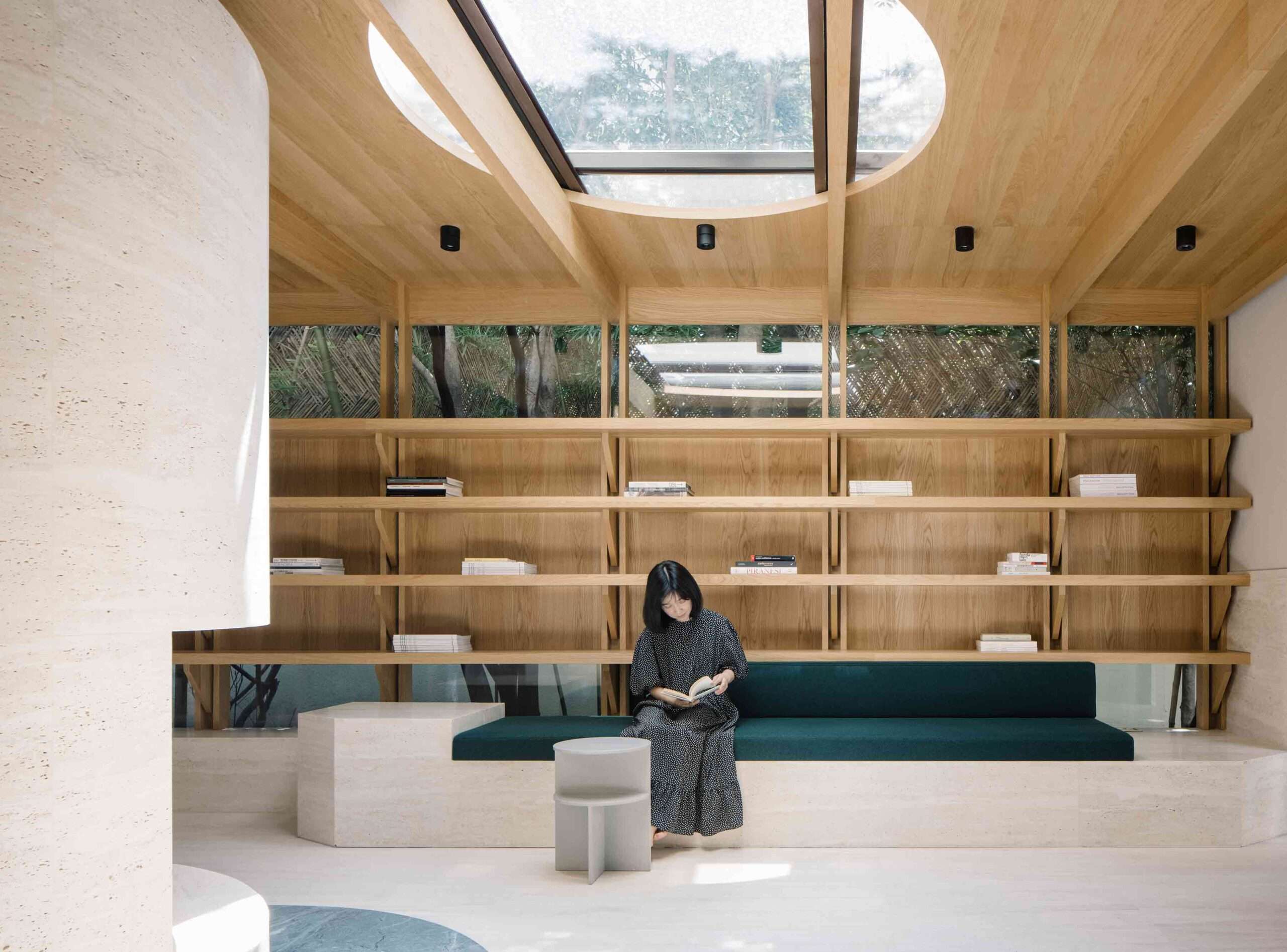 غرفة قراءة خاصة من Atelier tao + c