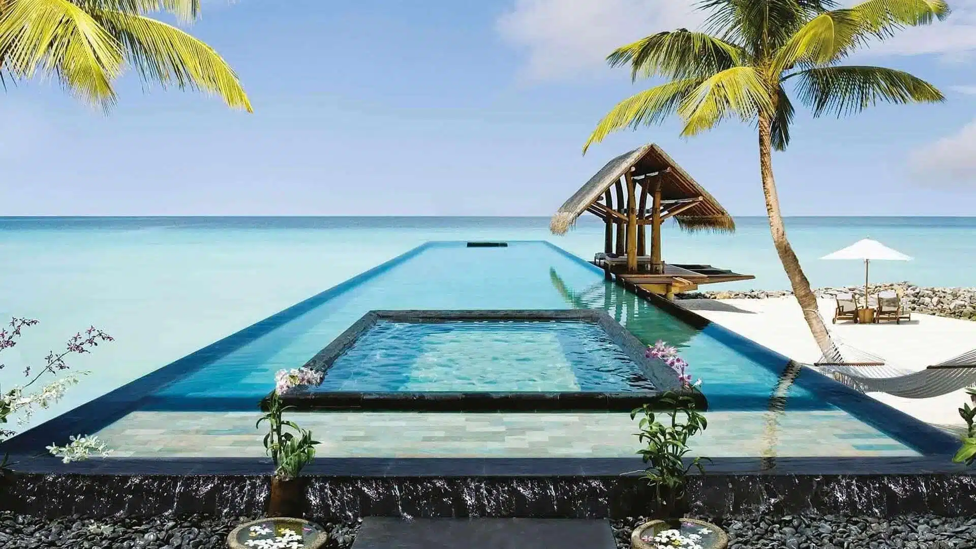 Our Favorite 10 Swimming Pools أفضل 10 حمامات سباحة