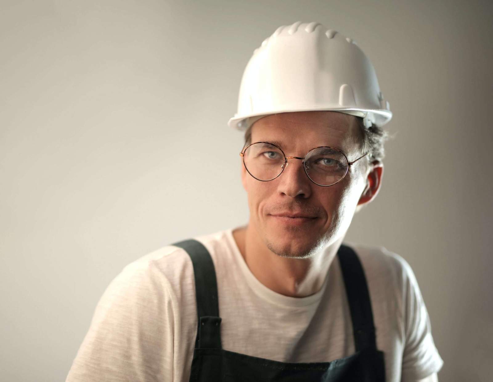 The importance of hard hats for construction workers