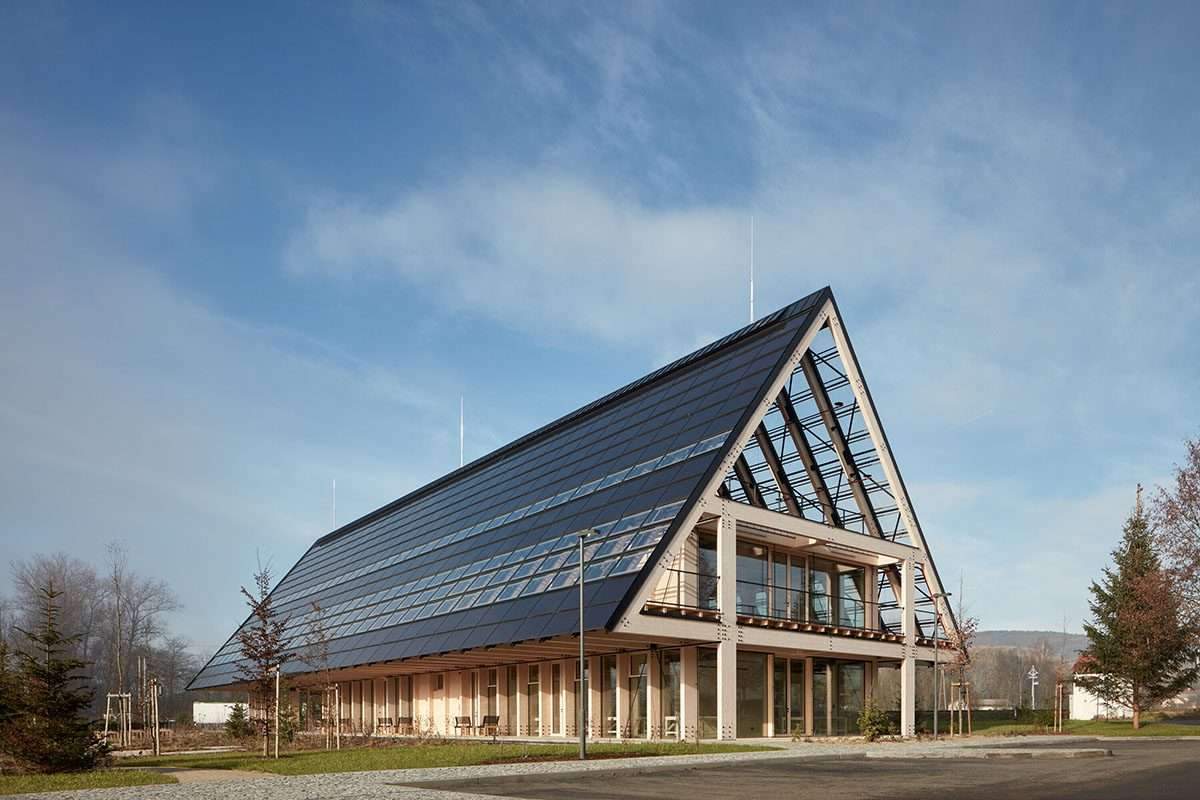 Complete wooden headquarters for a sustainable forestry management company
