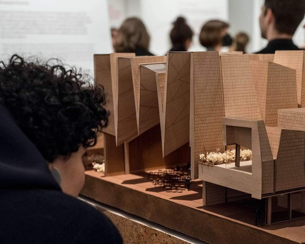 Opening of an exploratory exhibition in Aedes dealing with the environmental impact of the industry
