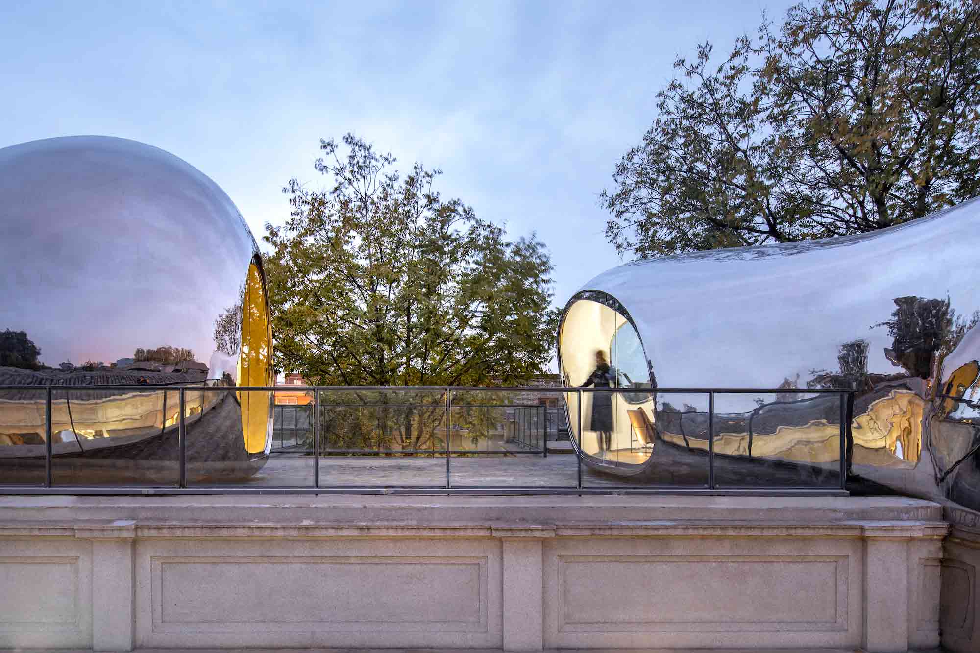 Hutong Bubble 218 من MAD Architects