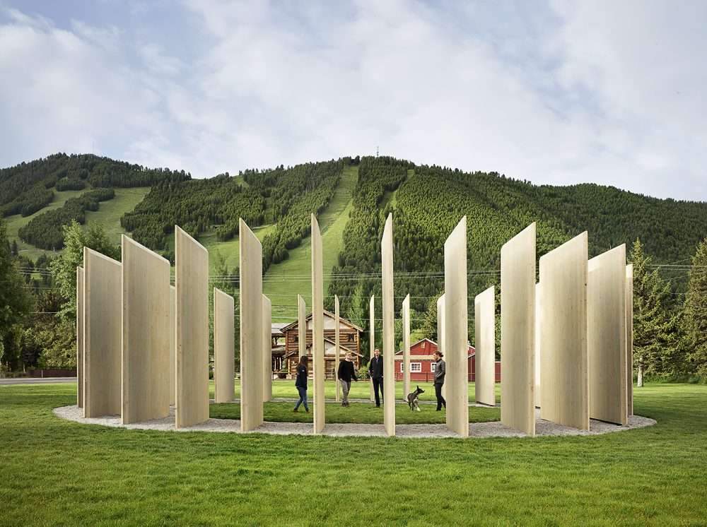 Town Enclosure by CLB Architects (C) ماثيو ميلمان أماكن الموسيقى التجريبية في الهواء الطلق