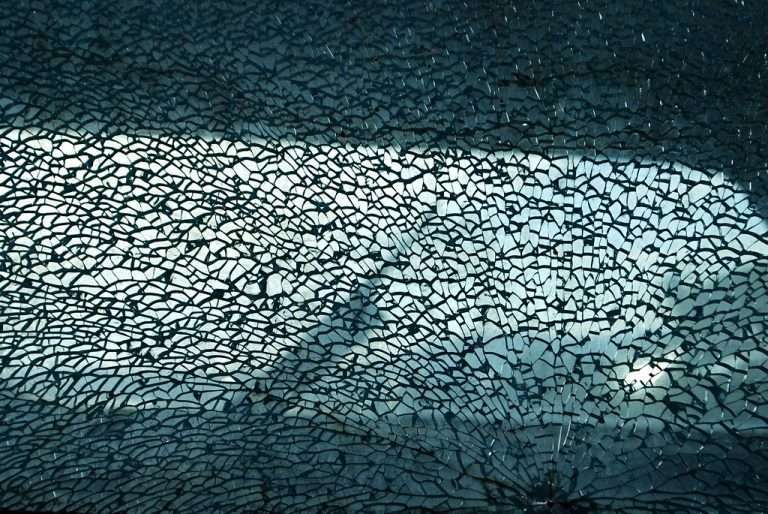 أنواع الزجاج المختلفة المستخدمة في البناء