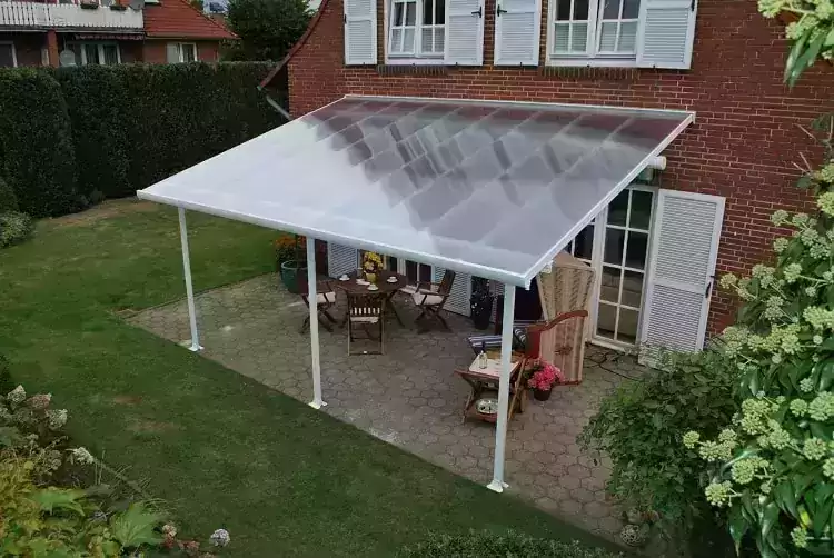 Types of patio roofing materials