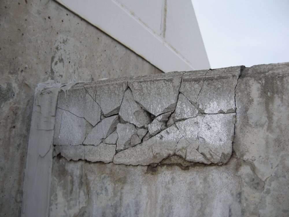 How to identify concrete distress in a visual inspection report