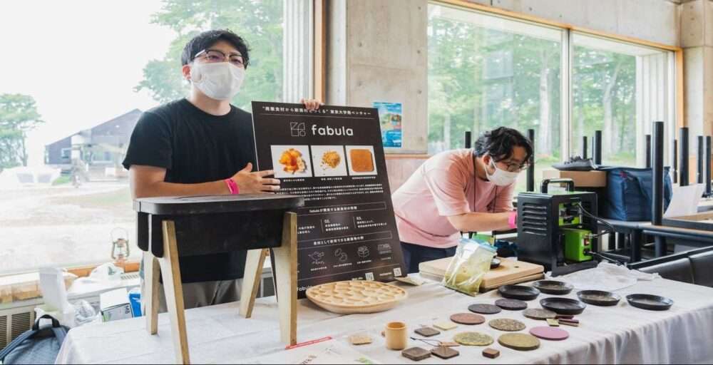 Creating a material that uses food waste in civil construction