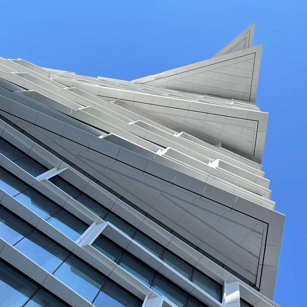 فوز Quay Quarter Tower المصمم 3XN بجائزة أفضل مبنى في العالم لعام 2022